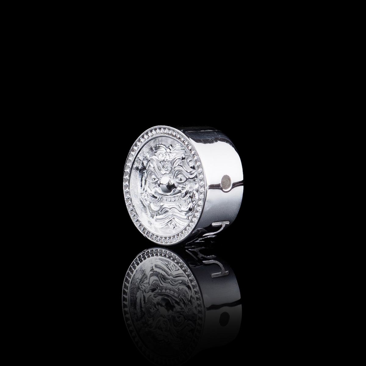 ท้าวเวสสุวรรณ ธนบดีแห่งทรัพย์ thumbnail 2